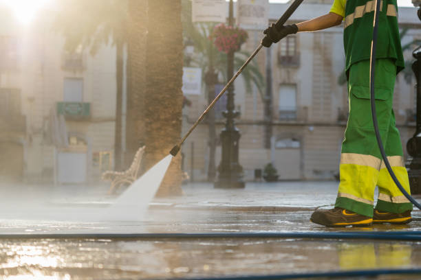 Why Choose Our Certified Pressure Washing Experts for Your Project Needs in Brookridge, FL?